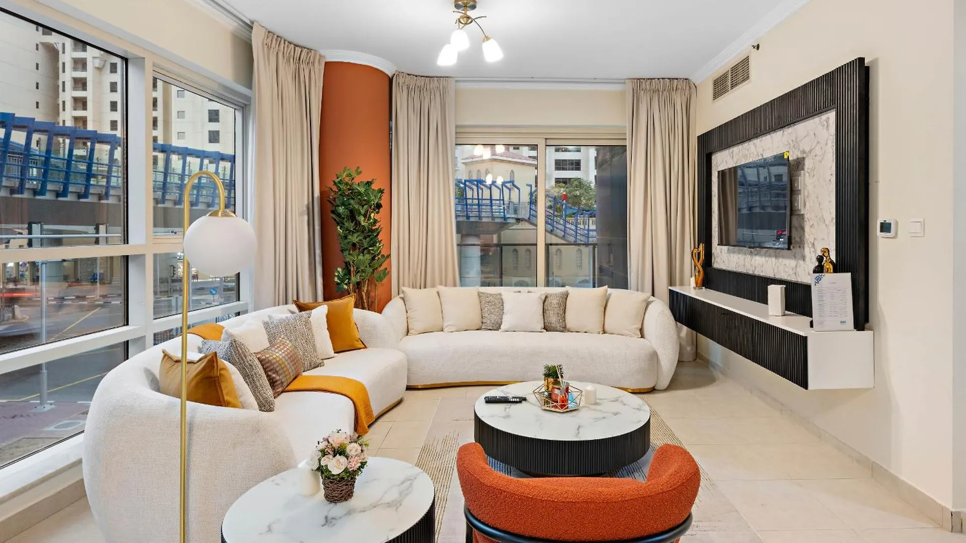 Stylish & Lively 1Bdr In Marina Quay Apartamento Dubai