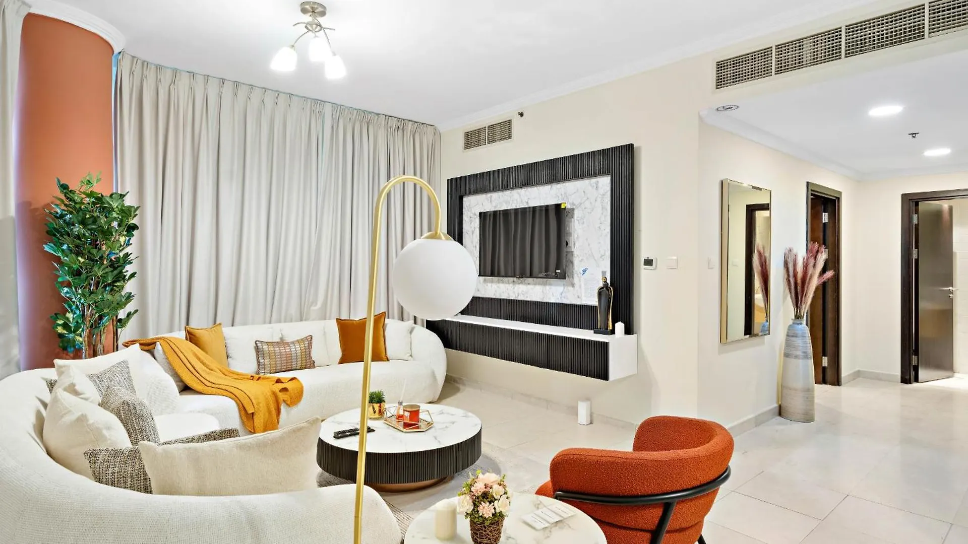 Stylish & Lively 1Bdr In Marina Quay Apartment Dubai 0*,  United Arab Emirates